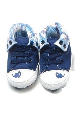 BS022: Primark Essentials Checkered Blue Baby Shoes