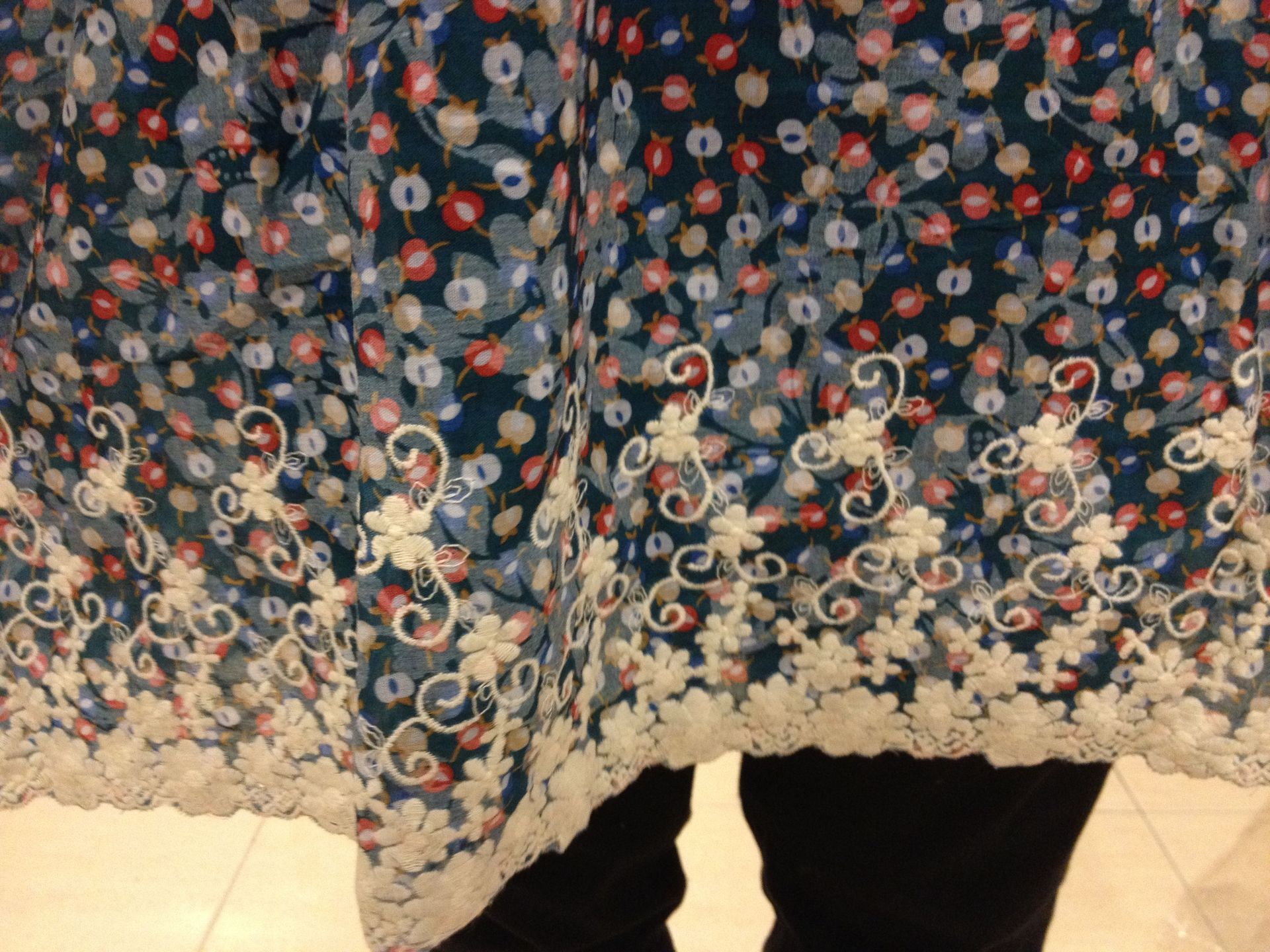 SGM240 : Smock Bust Floral Prints with Embroidered Hem Maternity Blouse