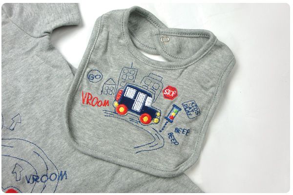 SGB217 : Gegrge Grey Cars 2 Pieces Romper+Bib Set