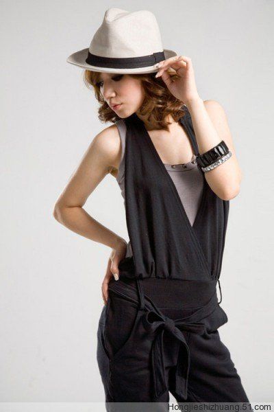 SGL129: Halter Bare Back Romper SGL129: Halter Bare Back Romper