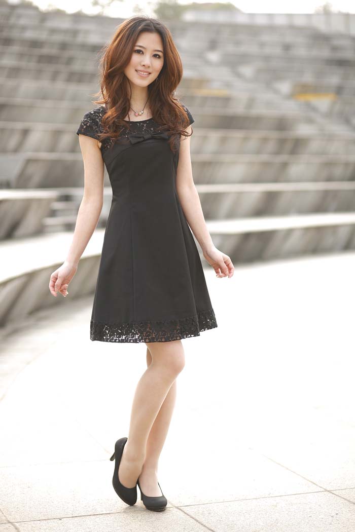 SGL135 : Lace Spliced Dress SGL135 : Lace Spliced Dress