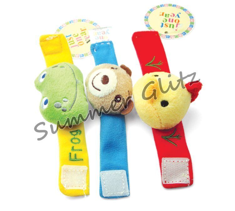 ET011 : Carter's Cute Wrist Rattles (Assorted Designs)