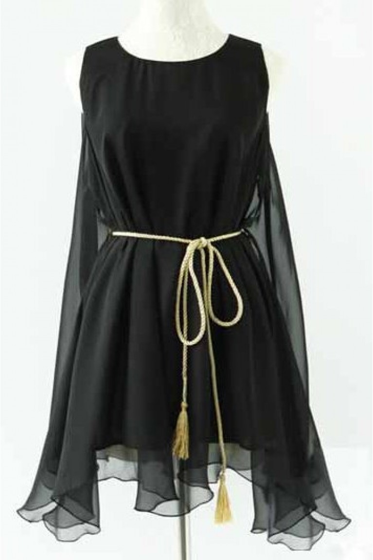 Ladies Sleeveless Little Black Dress