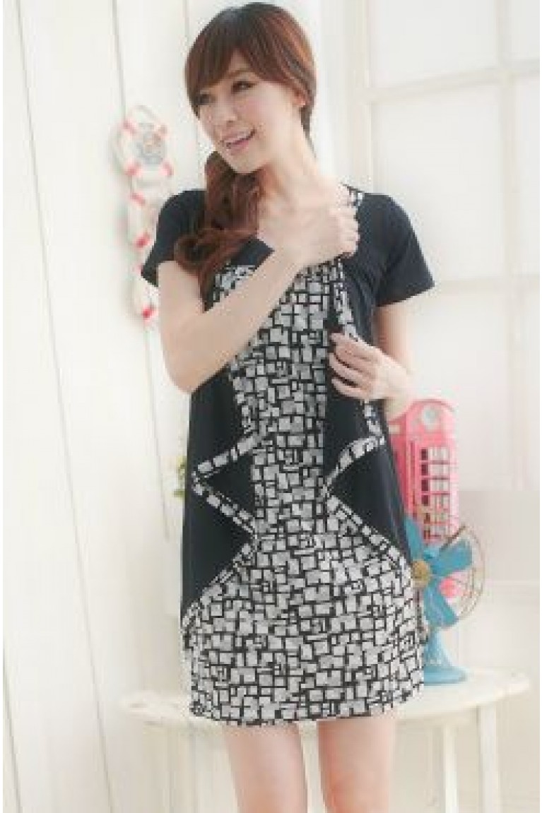 Square Design Maternity + Nursing Dress With Attached Cardigan